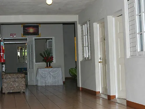 Village Hotel Ocho Rios